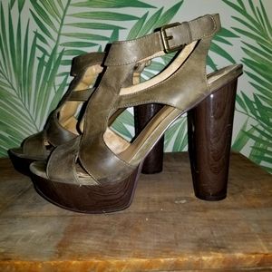 5/$20 Nine West 5 Inch Heels